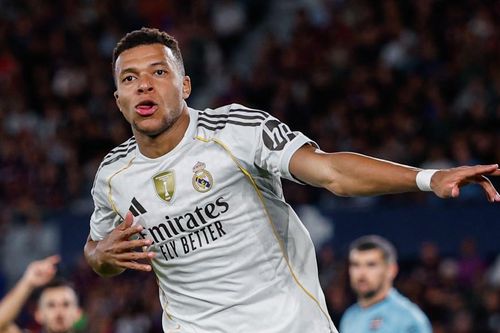 Vinicius khơi mào, Mbappe lập cú đúp giúp Real Madrid thắng to