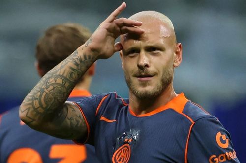 Tin tức về chuyển nhượng 24/9: MU mua Dimarco, Barca mượn Mainoo
