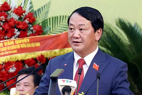 Ông Hầu A Lềnh giữ chức Bí thư Tỉnh ủy Tuyên Quang