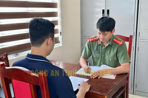 8 đối tượng tổ chức đánh bạc và đánh bạc qua mạng bị khởi tố