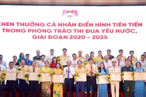 Mặt trận Tổ quốc tỉnh Nghệ An tôn vinh 145 điển hình tiên tiến giai đoạn 2020 - 2025