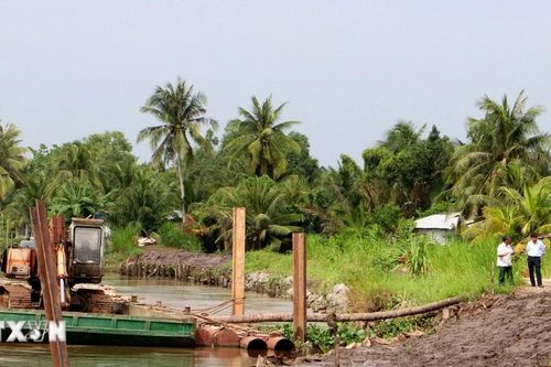 Vĩnh Long: Cơ bản khắc phục sạt lở đoạn đê bao trên sông Măng Thít
