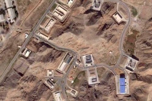 Ảnh vệ tinh cho thấy Iran bắt đầu xây lại các cơ sở tên lửa bị Israel đánh phá
