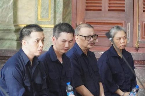 2 cựu cán bộ trong vụ 'biến' đất công thành đất tư được đề nghị án treo