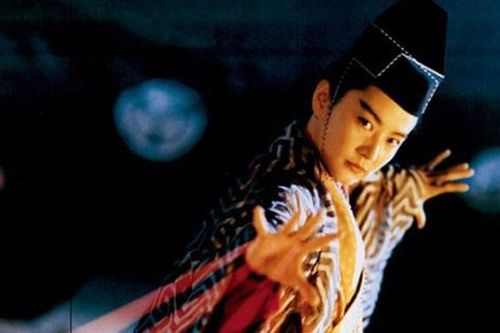 Kiếm hiệp Kim Dung: Môn võ công bá đạo khiến đối thủ không kịp đánh trả