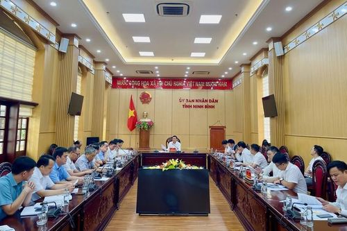 Đường dây 500kV tại Ninh Bình: Chậm giải phóng mặt bằng vì thiếu nhân lực?