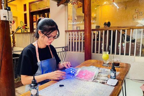 Thư giãn với workshop làm đèn độc đáo