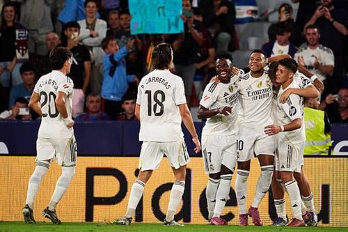 Mbappe lập cú đúp, Real tạo khoảng cách 5 điểm với Barca