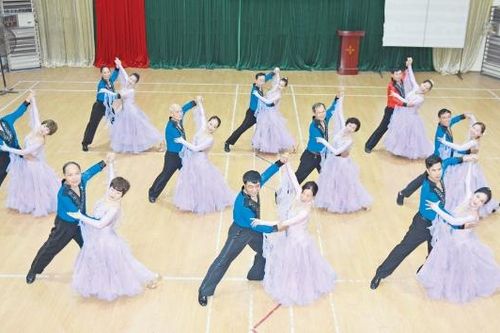 Khiêu vũ - Sân chơi vui khỏe của người cao tuổi