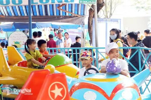 Khu du lịch Bửu Long miễn phí vé vào cổng cho trẻ em tham gia Ngày hội Trăng rằm