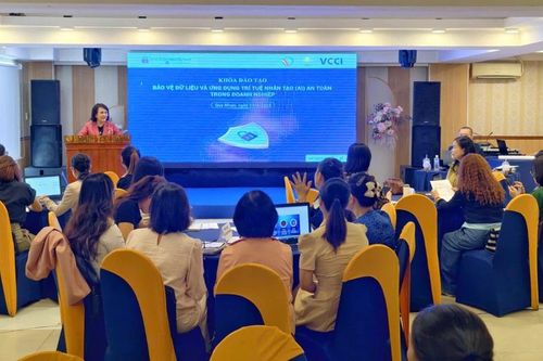 Đào tạo về bảo vệ dữ liệu và ứng dụng trí tuệ nhân tạo an toàn trong doanh nghiệp