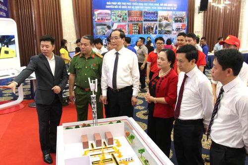 Bứt phá hạ tầng số