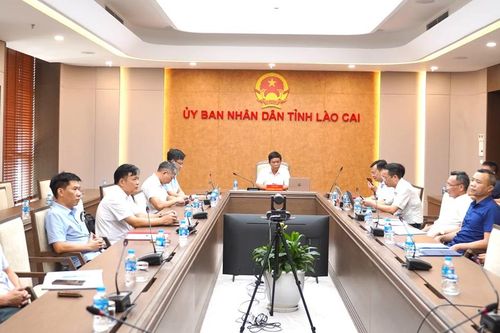Sơ kết 3 năm thực hiện Nghị quyết về 'tam nông'