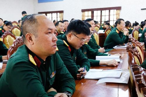 Bồi dưỡng kiến thức dân tộc cho 100 cán bộ, giảng viên Học viện Lục quân