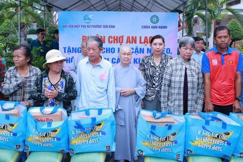 Nhiều hoạt động từ thiện được tổ chức tại TP.HCM, Khánh Hòa và Đồng Nai