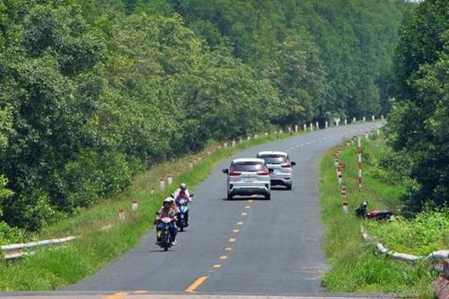 Giao thông kết nối, vực dậy tiềm năng du lịch vùng địa đầu cực Nam của Tổ quốc