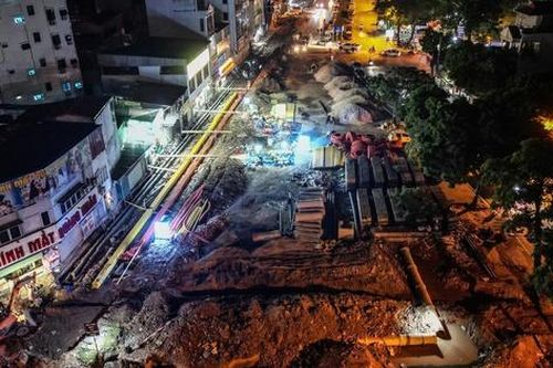 Đêm không ngủ trên công trường Vành đai 2,5: Tất bật thi công đoạn Đầm Hồng - QL1A