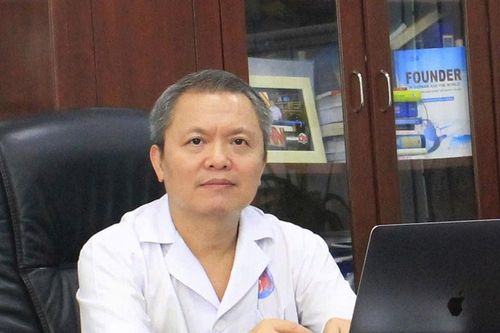 GS.TS Lê Ngọc Thành: 'Giữ chân người tài trong ngành Y sẽ không hiệu quả nếu chỉ tăng lương'