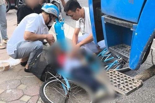Nam sinh lớp 6 tử vong trước cổng trường, xe tải gây tai nạn nghi chở vật liệu xây dựng cho trường học