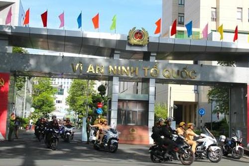 Bài 3: Giữ vững an ninh – quốc phòng, nâng tầm vị thế TP.HCM