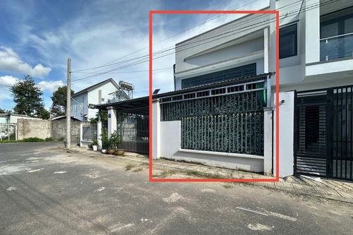 Vụ xây nhầm nhà trên đất người khác ở TP.HCM: Chủ nhà sẽ thuê 'thần đèn' di dời