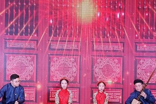 Hơn 200 người tham gia Liên hoan Ca trù Hà Nội lần thứ 4 tại Hà Nội