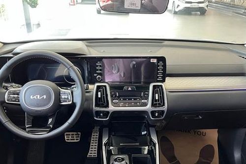 Giá lăn bánh Kia Sorento hybrid giảm sốc tới 400 triệu đồng, xả kho rẻ chưa từng thấy, chuẩn SUV hạng D rẻ nhất phân khúc