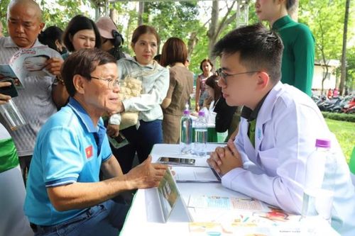 Chương trình Tư vấn Dinh dưỡng miễn phí tại 'Ngày Dinh dưỡng cộng đồng' Lần 5 – Công viên Thống Nhất (Hà Nội)