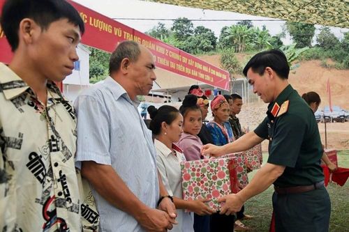 Sơn La: Khánh thành, bàn giao nhà cho người dân bị thiệt hại do mưa lũ