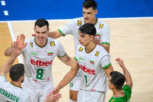 Ngược dòng đánh bại Mỹ, Bulgaria vào bán kết giải vô địch bóng chuyền nam thế giới 2025