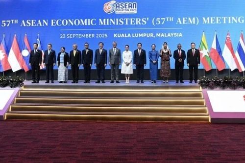 ASEAN tăng cường hội nhập kinh tế, vượt qua thách thức