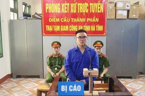 Đánh cắp thông tin công dân, nam sinh viên lĩnh 7 năm tù