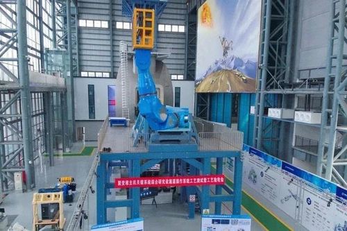 Trung Quốc phát triển robot nâng nặng bằng 10 con voi