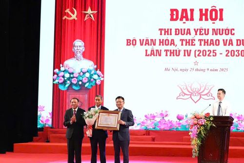 Văn hóa là nền tảng - Thông tin là mạch dẫn - Thể thao là sức mạnh - Du lịch là nhịp cầu kết nối