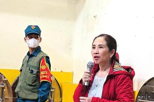 Tạm đình chỉ Hiệu trưởng Trường tiểu học Trưng Vương vì bị tố để thực phẩm bẩn vào bếp ăn bán trú