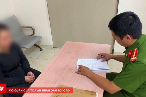 Cô gái trẻ mang xe đi bán rồi hoang báo bị cướp tài sản