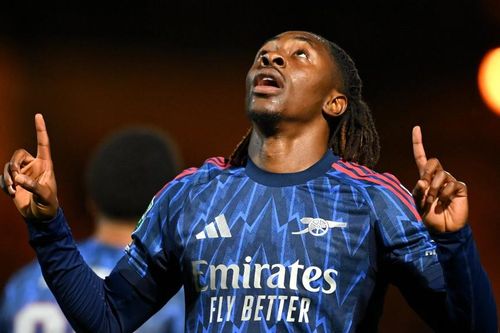 Eze mở tài khoản, Arsenal bay vào vòng 4 cúp Liên đoàn