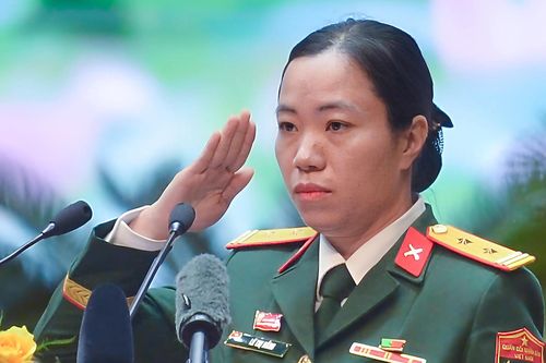 Nữ anh hùng tuổi 40 cùng đồng đội chinh phục công nghệ lõi, phát triển ngành tên lửa