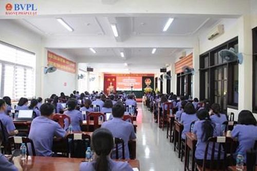 Nâng cao kỹ năng văn thư, lưu trữ, lễ tân và ứng dụng Công nghệ thông tin, chuyển đổi số cho công chức
