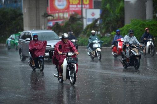 Ảnh hưởng từ hoàn lưu bão số 9 Ragasa, cả nước nhiều nơi có mưa