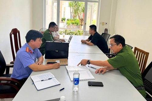 VKSND khu vực 10, TP Đà Nẵng phối hợp xử lý nhóm người nước ngoài bắt giữ người trái pháp luật