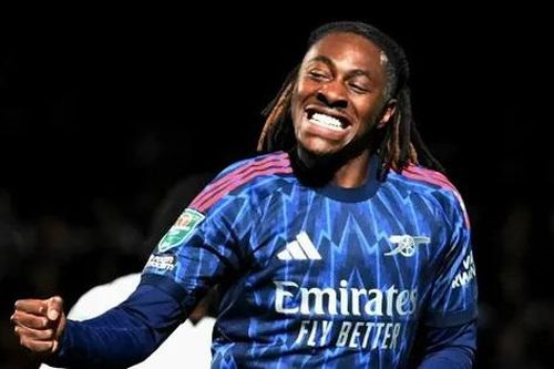 Arsenal thắng không quá thuyết phục, Eze nói điều bất ngờ
