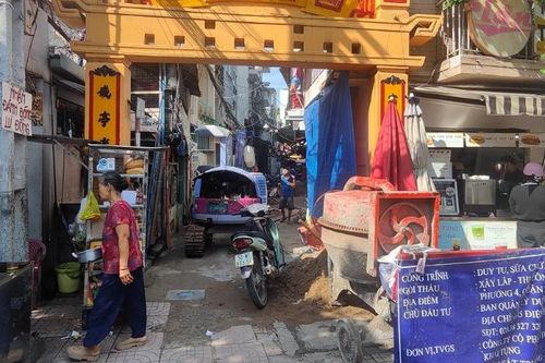 TP.HCM: Người dân cần phản ánh đường hẻm hư hỏng, không tự ý sửa chữa