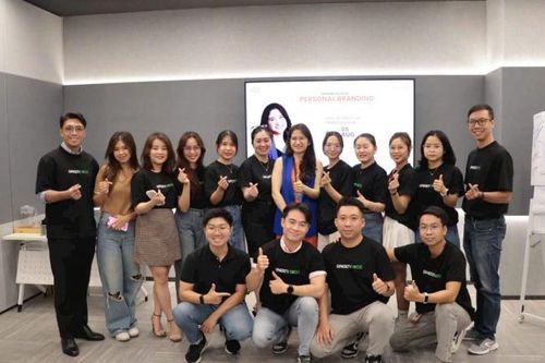 Khi Gen Z buộc lãnh đạo viết lại 'luật chơi' quản trị trong kỷ nguyên số