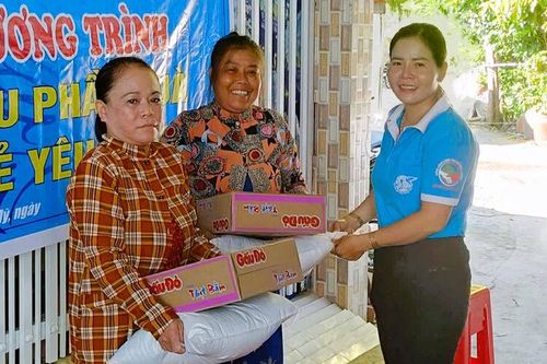 Đảng viên dấn thân