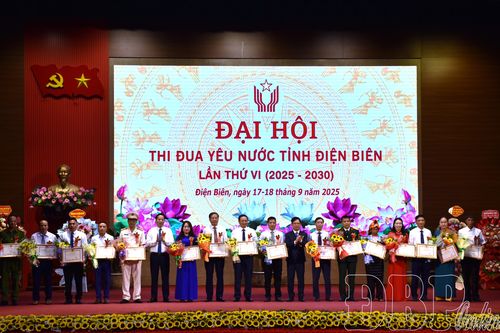 Ngọn cờ đầu của giáo dục Điện Biên