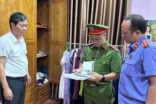 Khởi tố, bắt tạm giam 2 lãnh đạo ngành đường sắt