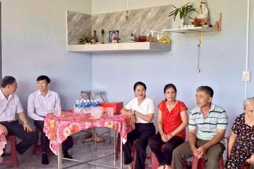 Xóa nhà tạm, vun đắp niềm tin
