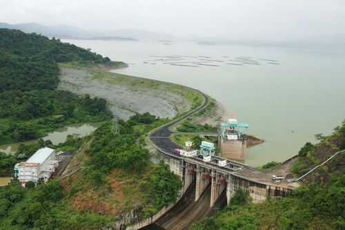 Thủy điện Buôn Kuốp xả điều tiết các hồ chứa, vùng hạ du chủ động ứng phó