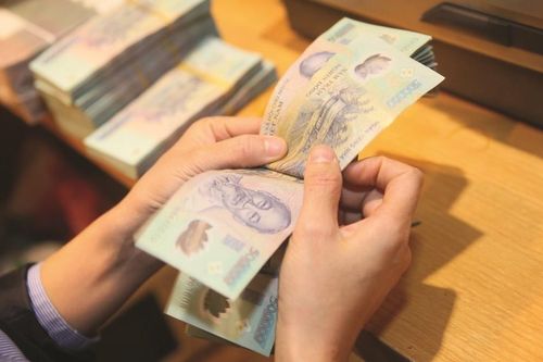 Sử dụng tiền bạc đúng pháp